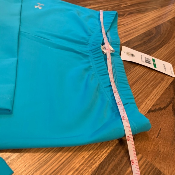 Under Armour - Heat Gear Capri’s - Picture 7 of 7